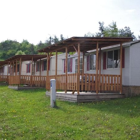 Mobilheimy U Prehrady 호텔 Horní Dunajovice 외부 사진