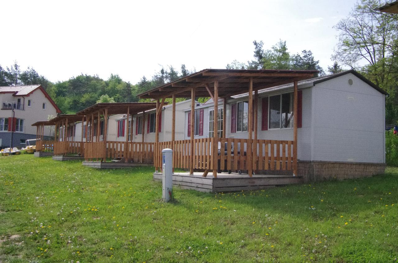 Mobilheimy U Prehrady 호텔 Horní Dunajovice 외부 사진